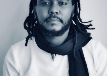 Aterson N-Sainval, un poète actif à travers les bars de Port-au-Prince