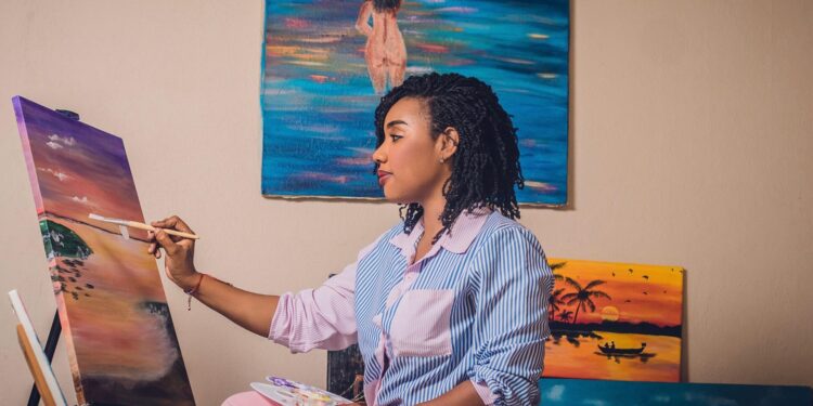 Overlande Charles-Marc : une artiste aux mille couleurs et aux multiples talents