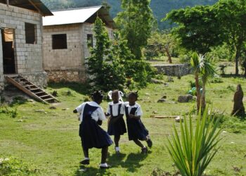 Jeunesse rurale et migration : comment redonner l’envie de rester à la campagne ?