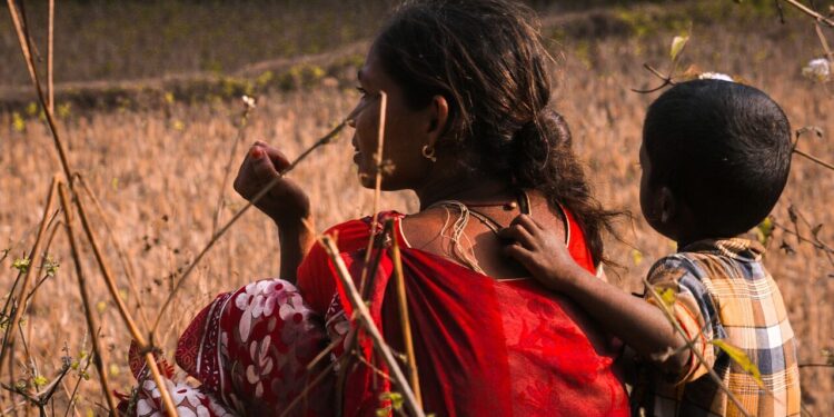 mother, family, love, son, child, boy, mom, happy mothers day, mum-7457962.jpg