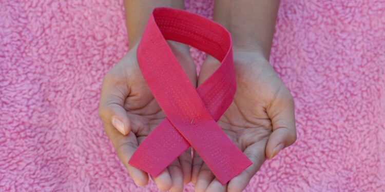 Cancer du col de l’utérus : l’OMS alerte sur une urgence mondiale de santé publique